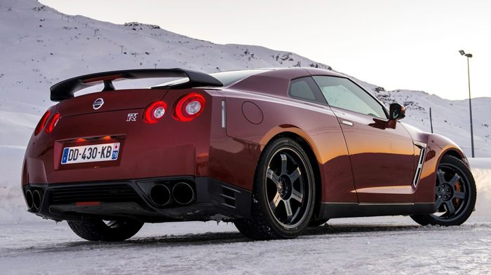 Η Nissan δεν θα μπορούσε να αφήσει το super car της να μείνει πίσω από τις εξελίξεις, οπότε θα το καταστήσει υβριδικό στη νέα του γενιά, προσαρμοζόμεν
